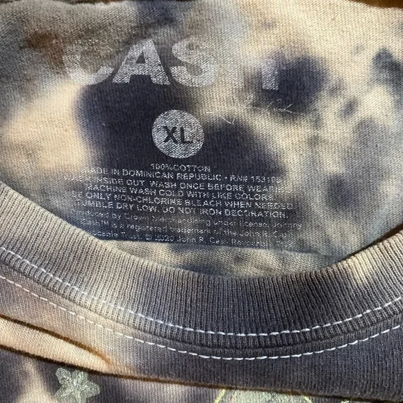 JOHNNY CASH MAN IN BLACK T-SHIRT - Picture 4 of 4